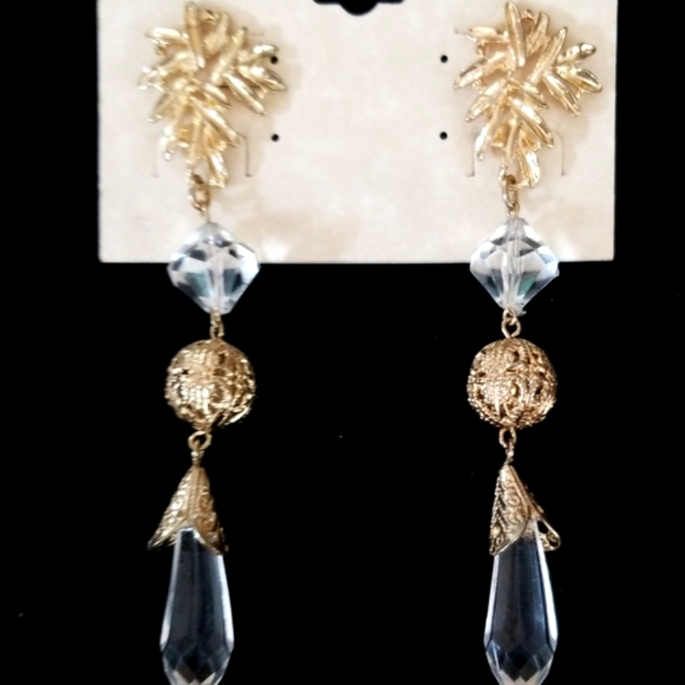 Alexandra Drippy Chandelier Gold Tone Beaded Earrings NWT - Picture 8 of 12
